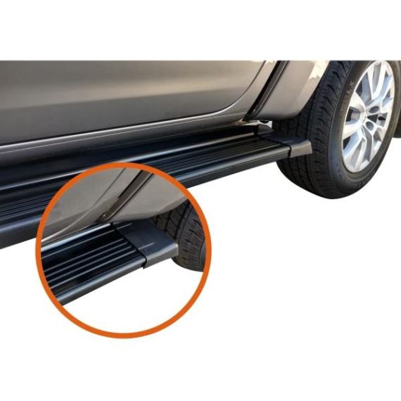 Estribos planos aluminio Negro. Nissan Frontier